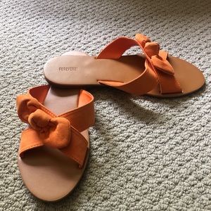 Forever 21 WOMENS Faux Leather Bow Sandal